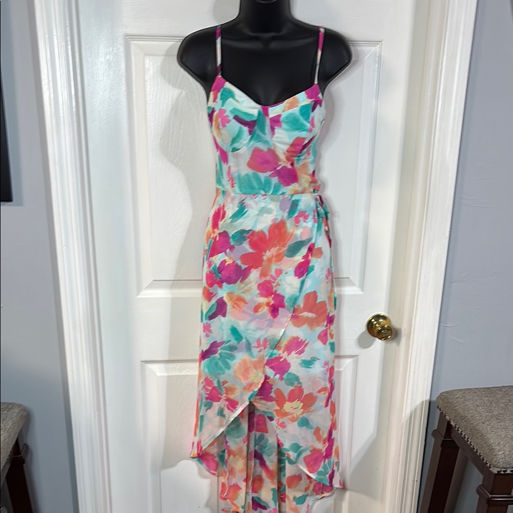 Lilly Rose tiered maxi sundress, size large, NWT.